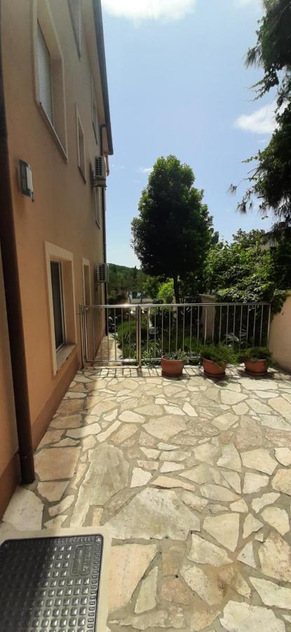 Apartments Casa Karmen 풀라 외부 사진